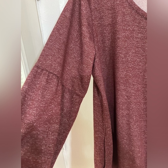 Logo launch long sleeve tunic 2X top V-neck - Picture 5 of 6